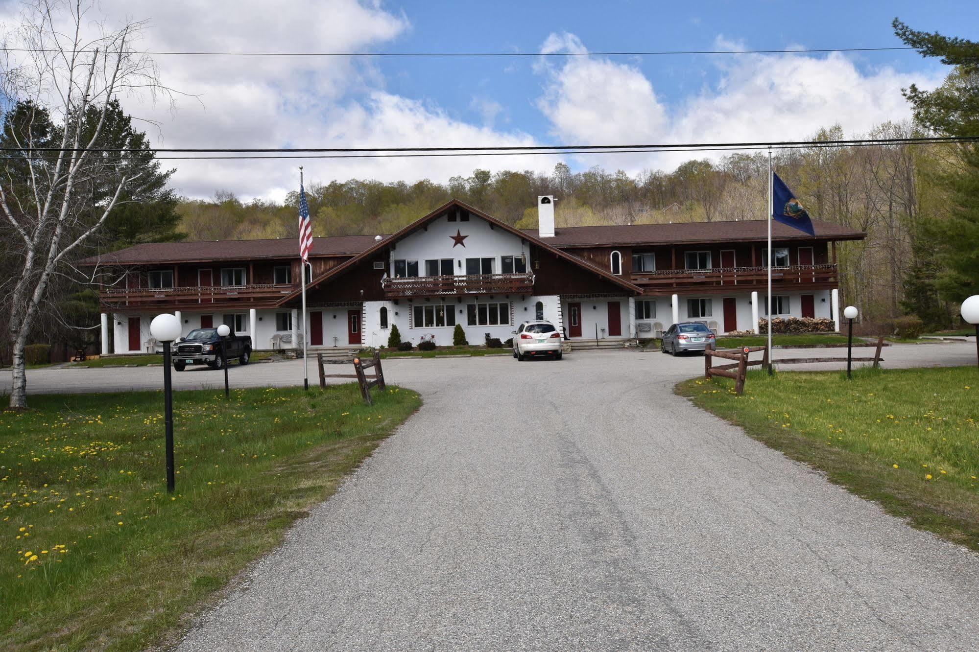 Olympia Lodge Manchester Center Exterior photo